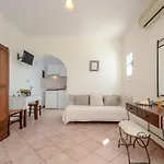 Mateus Apartmán *